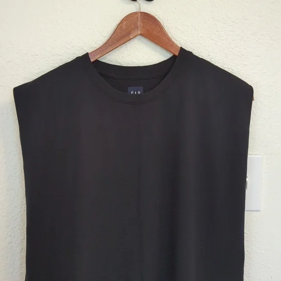 Gap Sleeveless Midi Dress - Picture 3 of 3